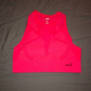 3 for $10 💕 Sports bra/ top